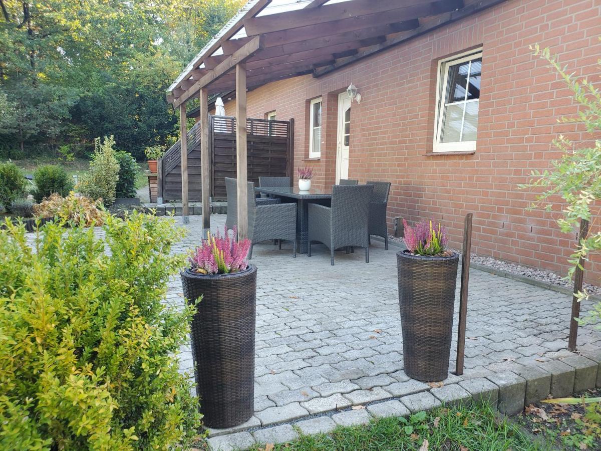 Familienfreundliche Ferienwohnung Soltau Bagian luar foto